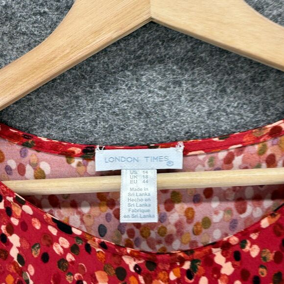 London Timed Dress Women 14 Red Geometric Sheath Midi Belted Short Sleeve Casual - Picture 3 of 7